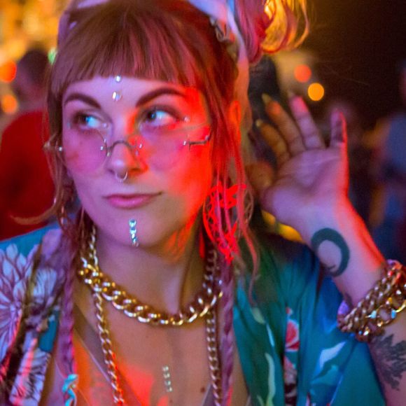 Meet your Posher, Chelsea - Picture 1 of 1